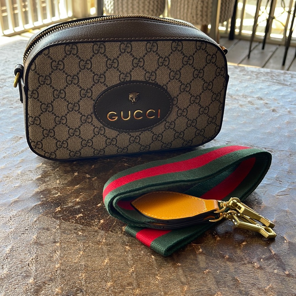 Gucci Shoulder Bag